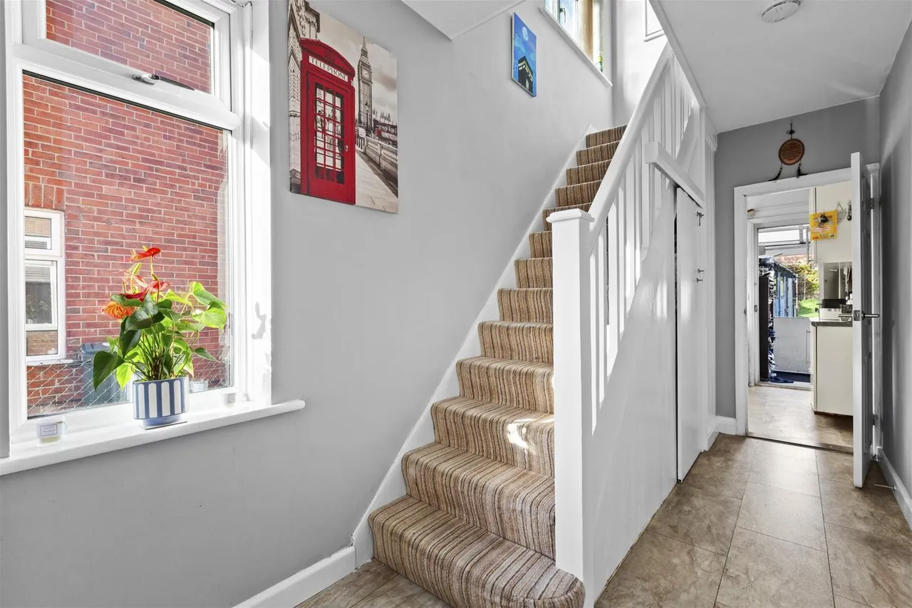 Micklefield Road, High Wycombe, HP13, photo 13