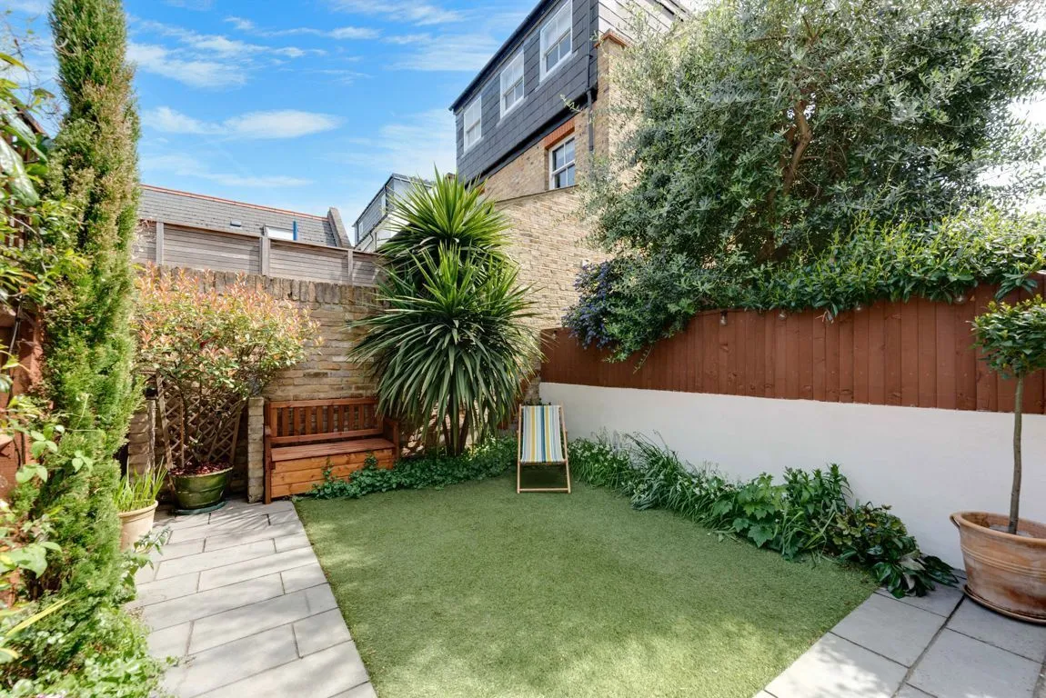 Acton Lane, W4, photo 9