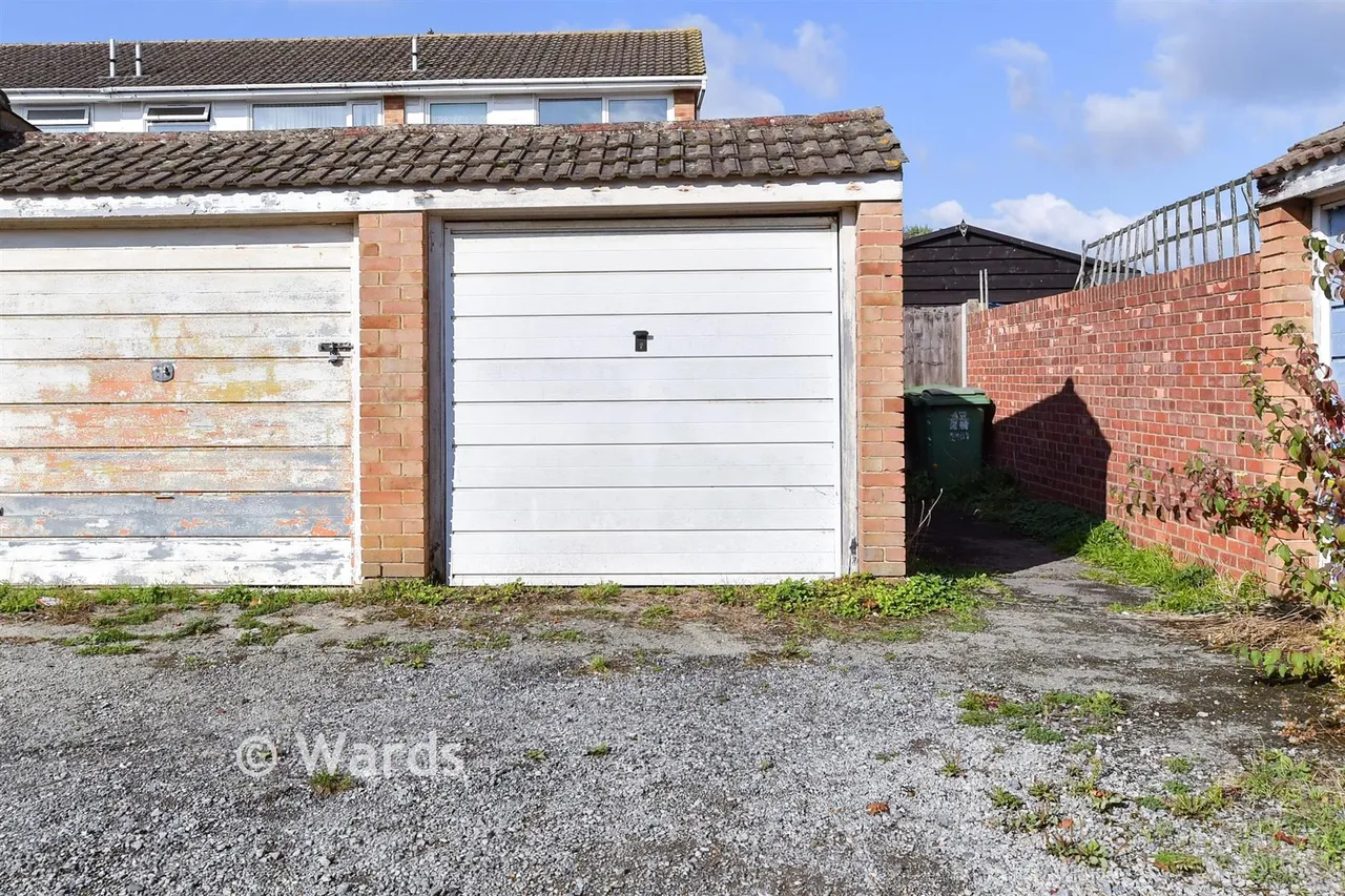 Stockbury Drive, Maidstone, ME16, photo 11