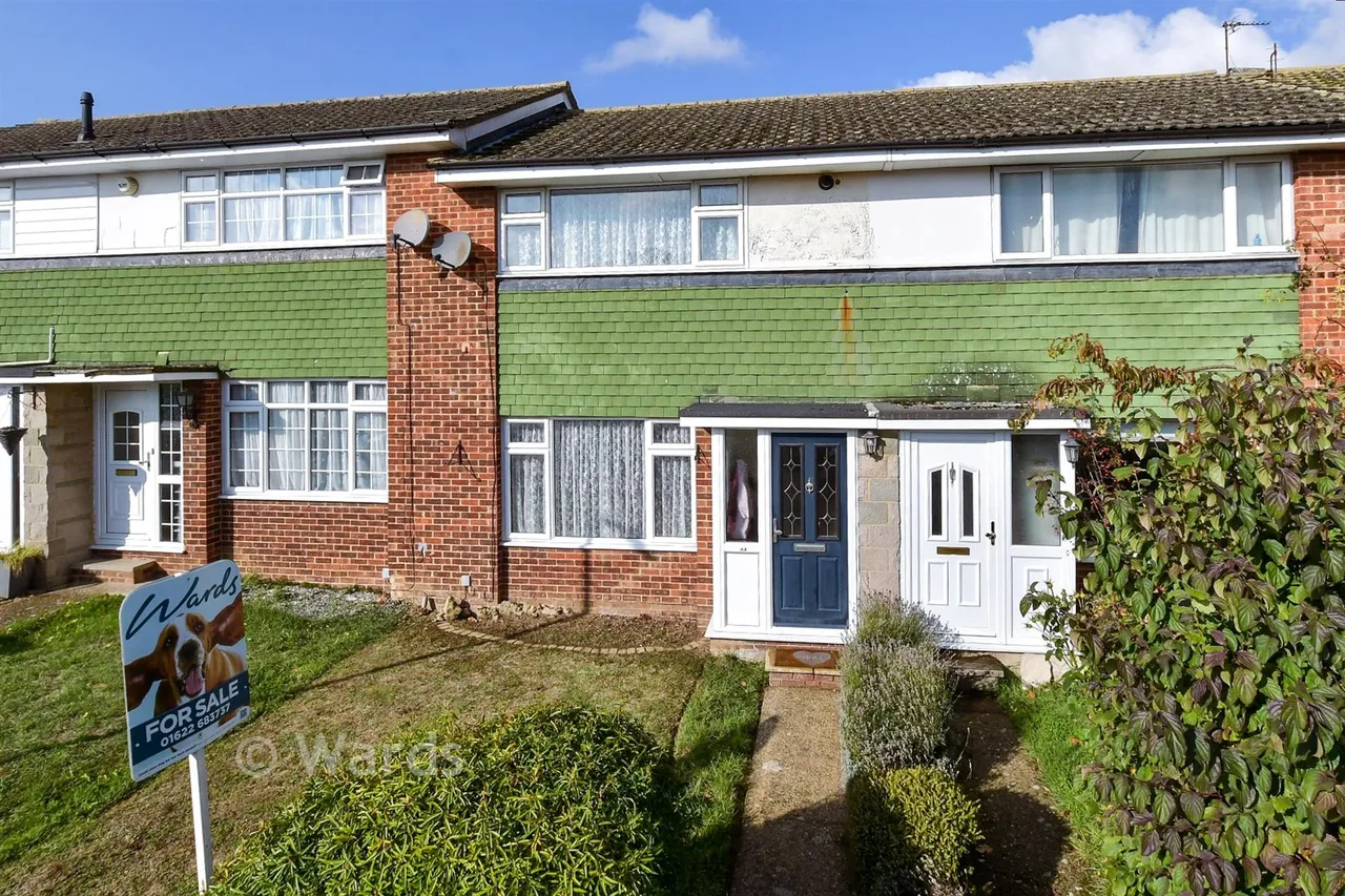 2 bed house for sale, Stockbury Drive, Maidstone, ME16