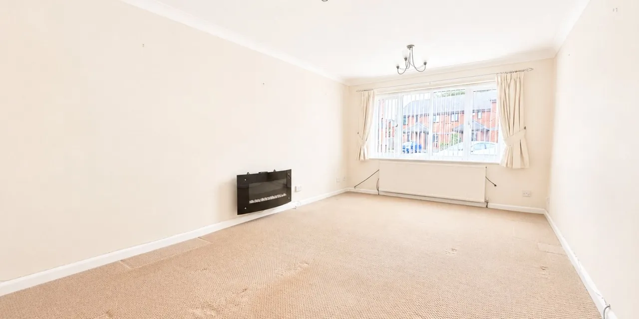 Frankby Road, Greasby, CH49, photo 5