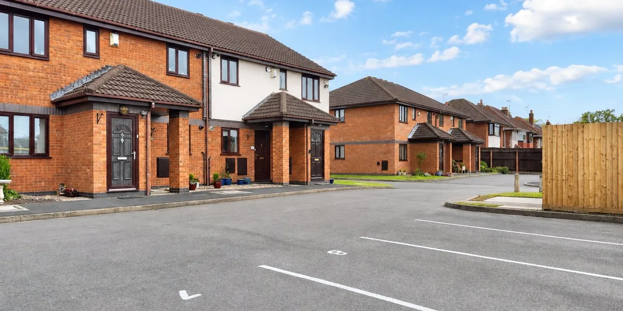 Frankby Road, Greasby, CH49, photo 11