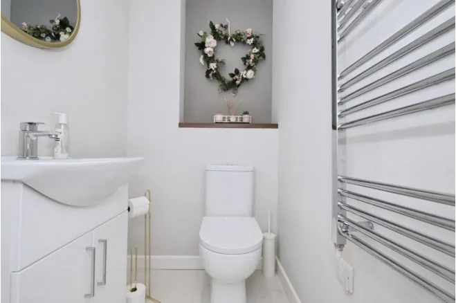 Hillview Road, Carlton, photo 7