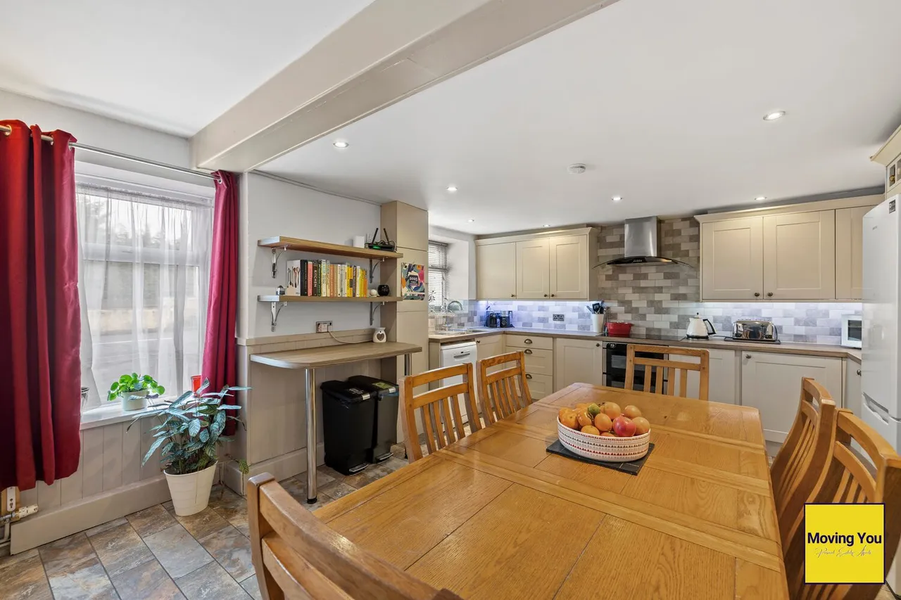 Cwmamman Road, Ammanford, Carmarthenshire, SA18 1NH, photo 6