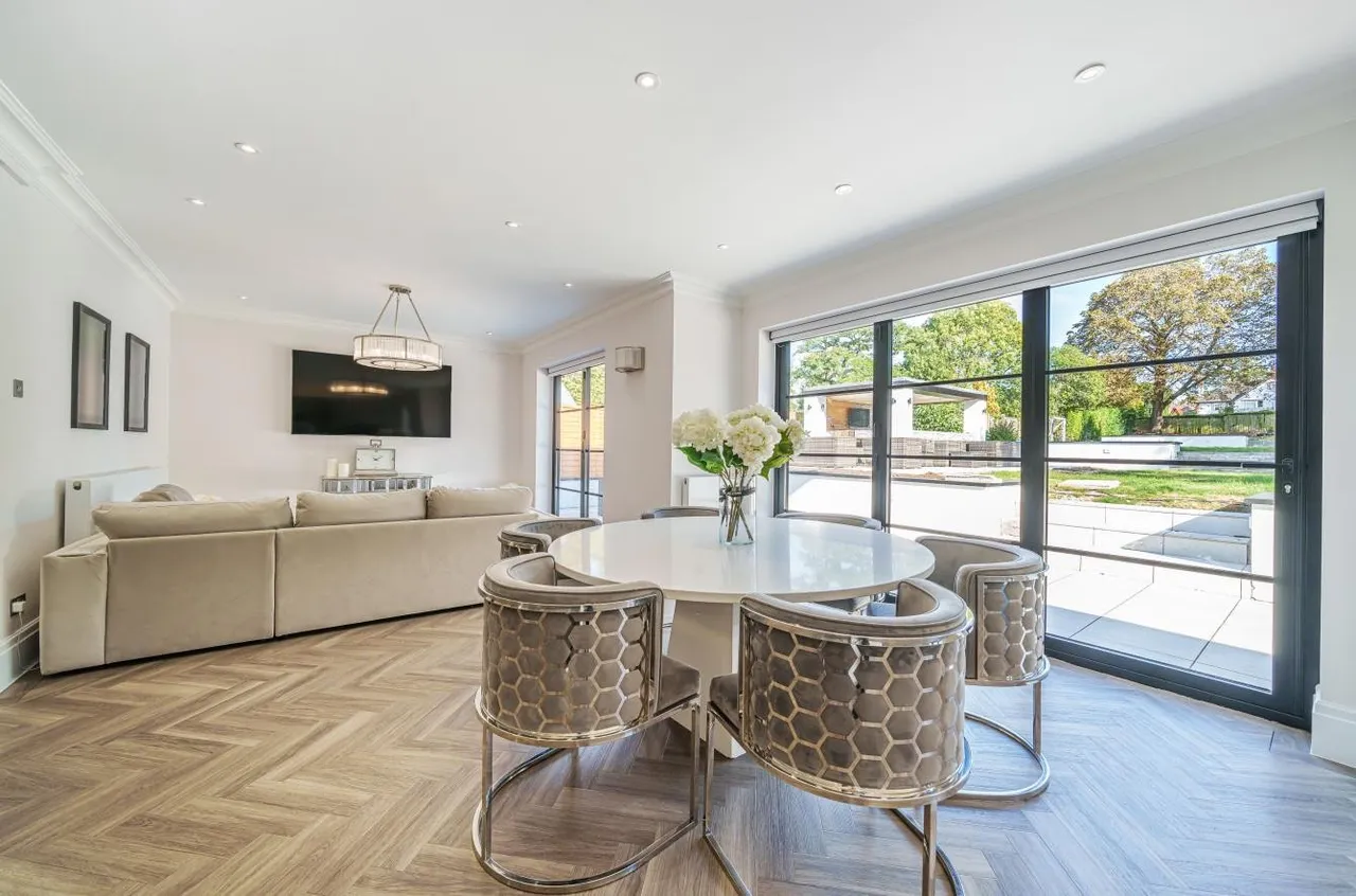 Sandy Lane, Cheam, SM2, photo 8