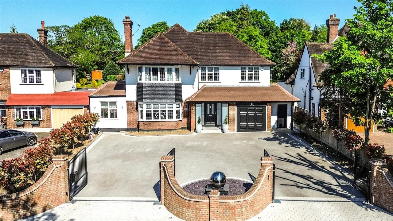Sandy Lane, Cheam, SM2, photo 2
