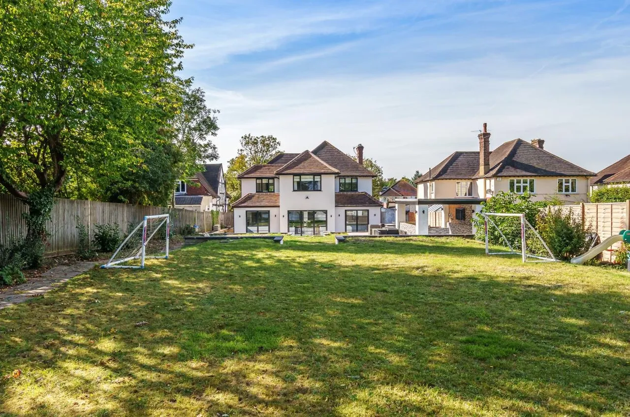 Sandy Lane, Cheam, SM2, photo 9
