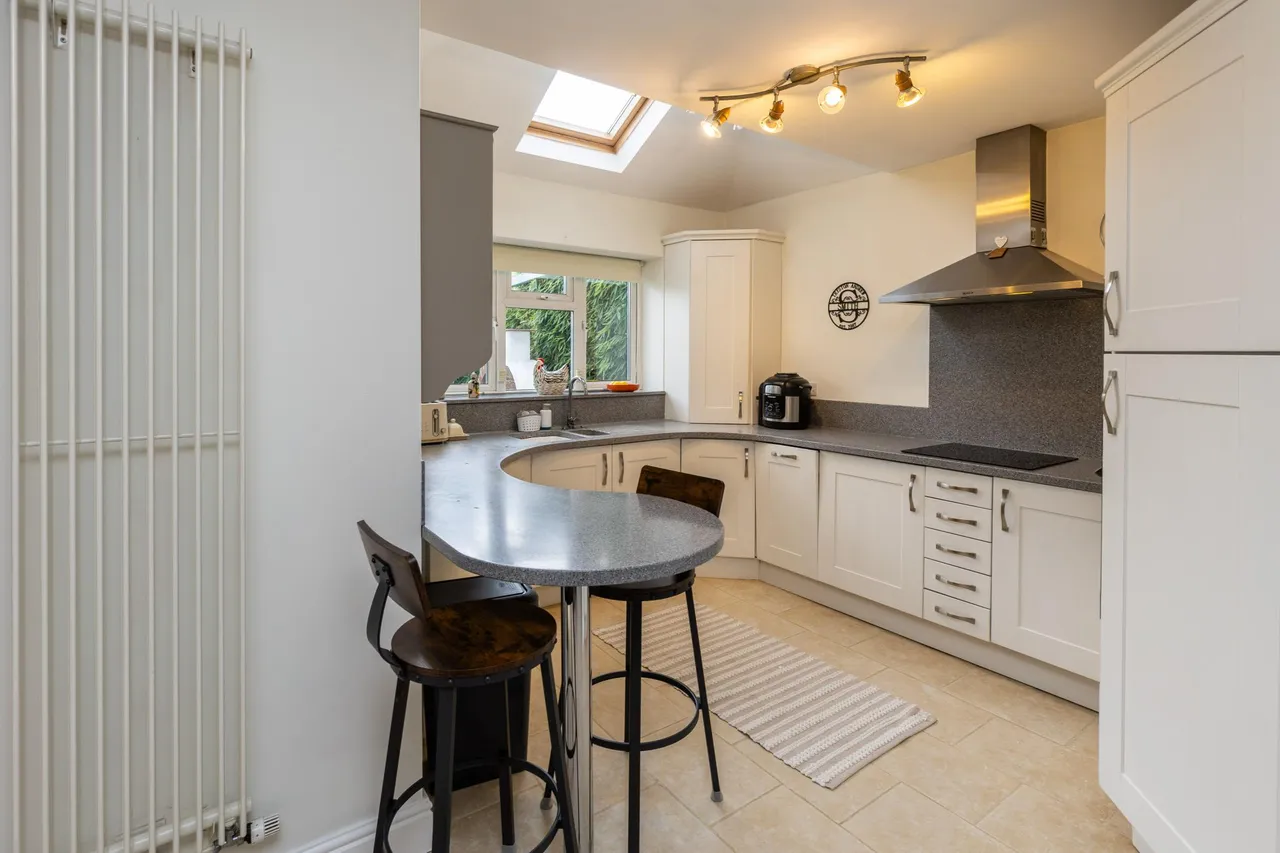 Brookleigh Avenue, Deeside, CH5, photo 11