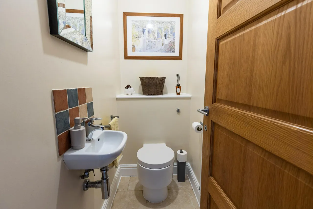 Brookleigh Avenue, Deeside, CH5, photo 13