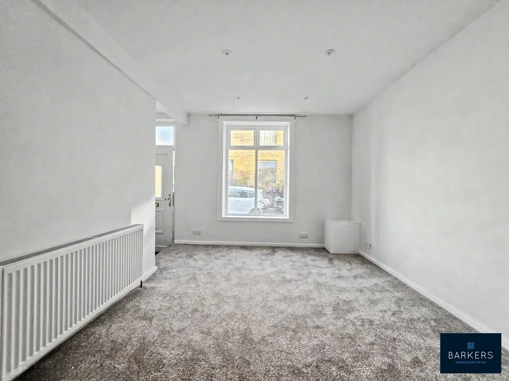 Allen Croft Birkenshaw, Bradford, BD11, photo 4