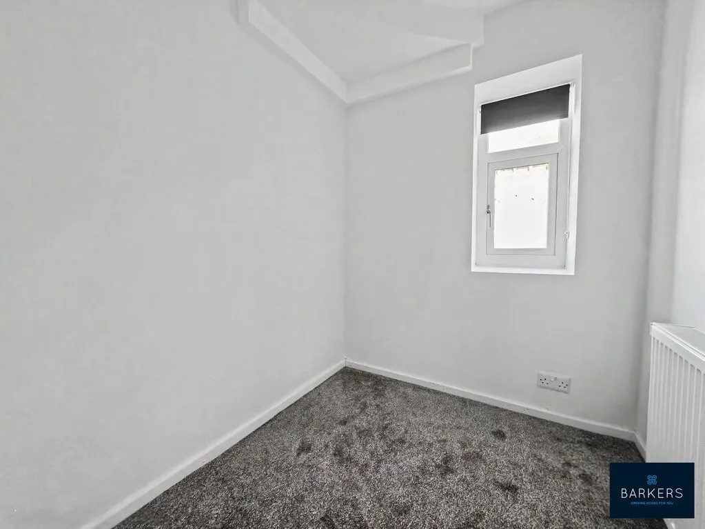 Allen Croft Birkenshaw, Bradford, BD11, photo 7