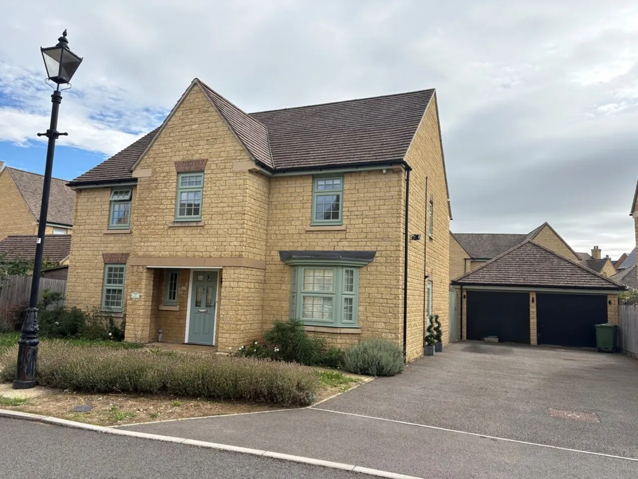 4 bed house for sale, Poppy Close, Kingston Bagpuize, OX13