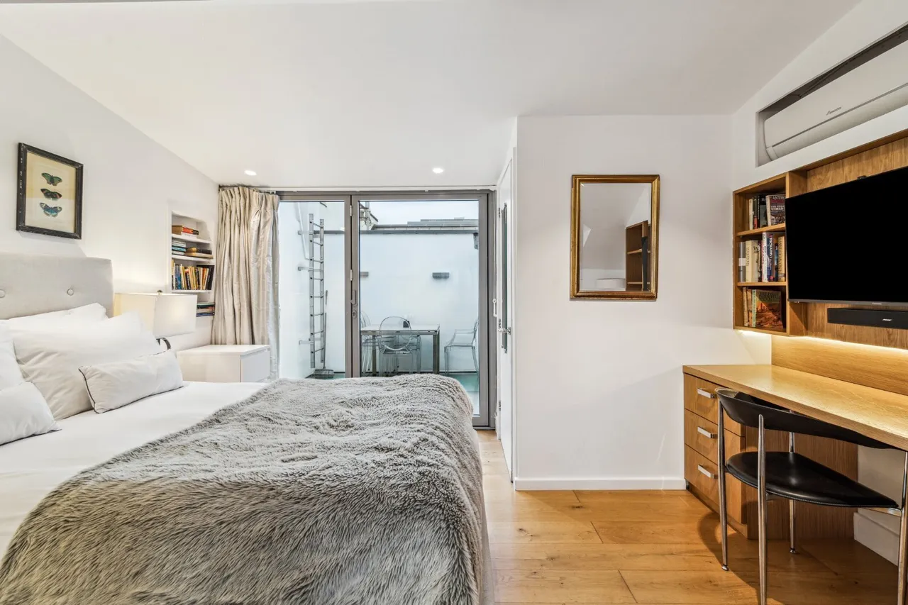 Pembroke Mews, London, W8, photo 5