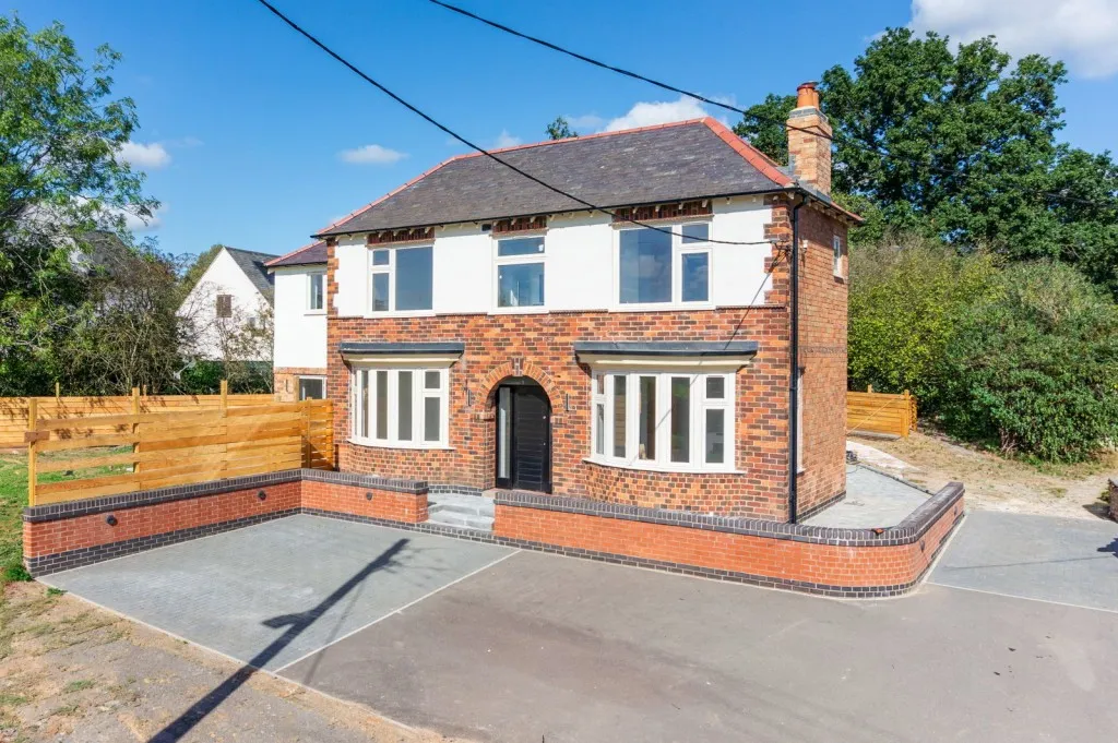 4 bed house for sale, Church Street, Belton, LE12