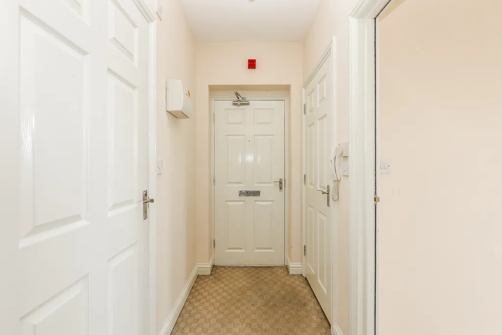 High Street, Tredworth, Gloucester, GL1, photo 11