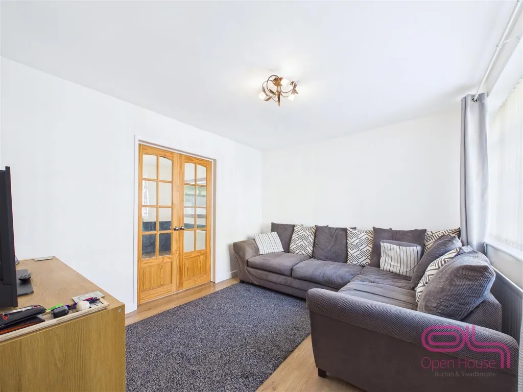 Midland Road, Swadlincote, DE11, photo 5