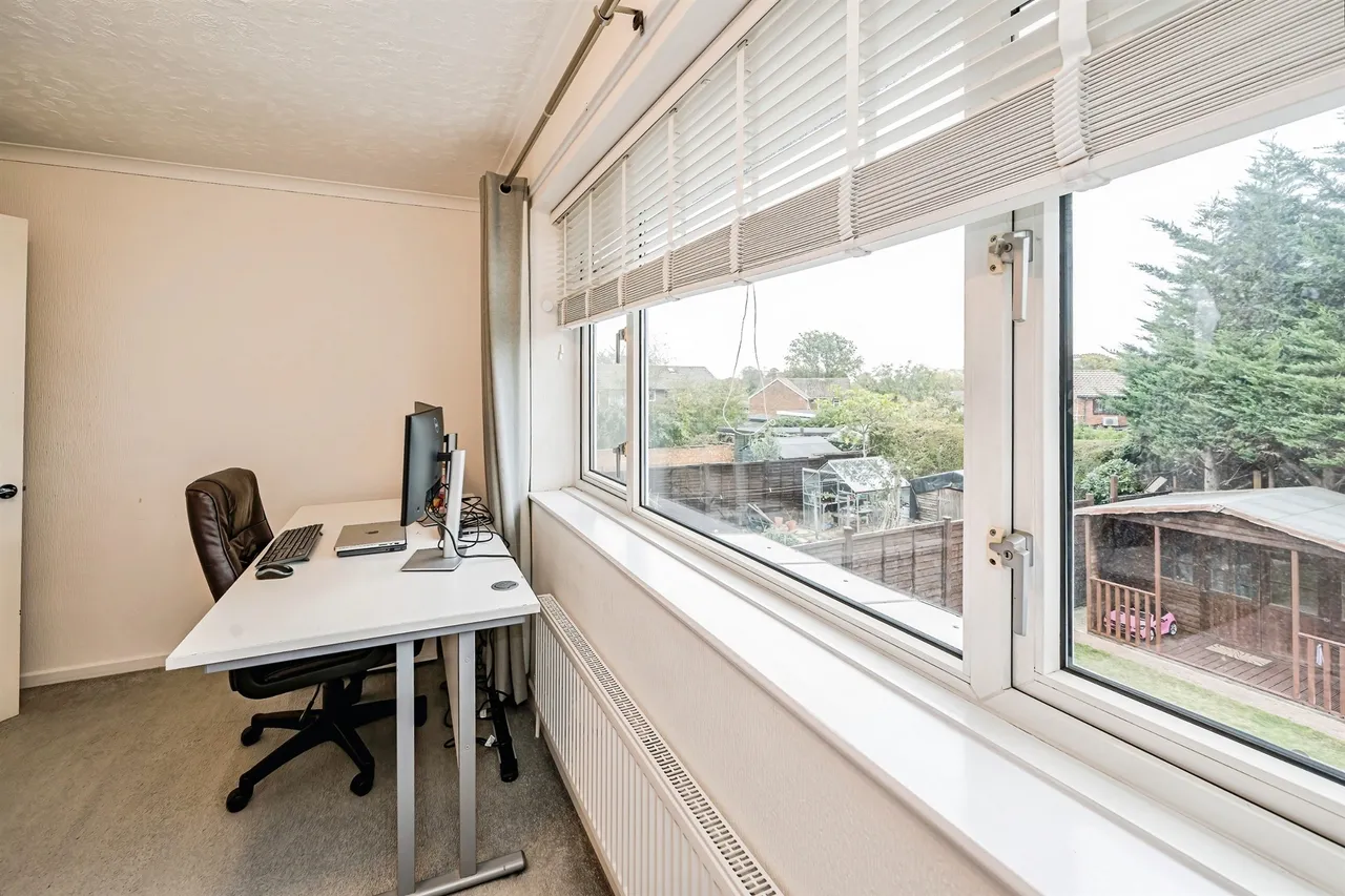 Lower Britwell Road, Slough, SL2, photo 12