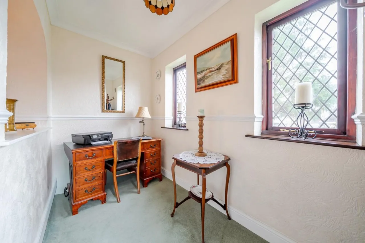 Gascoigne Avenue, Barwick in Elmet, LS15, photo 6