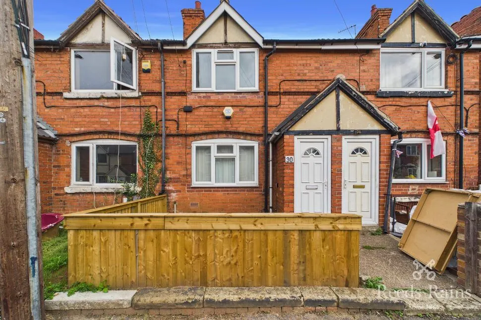 3 bed house to rent — Leicester Road, Dinnington, South Yorkshire, S25