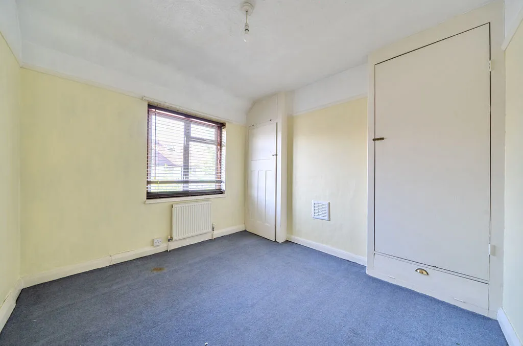 Glenn Avenue, Purley CR8 2AJ, photo 17