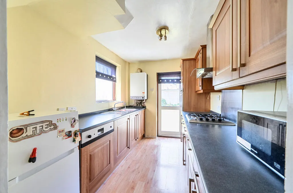 Glenn Avenue, Purley CR8 2AJ, photo 10
