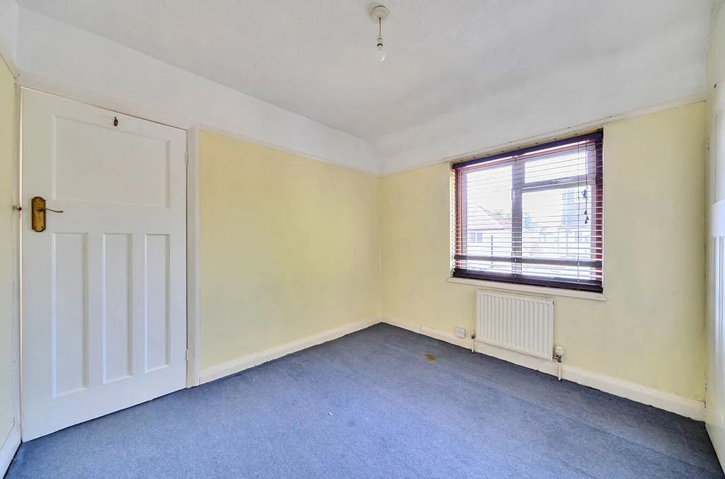 Glenn Avenue, Purley CR8 2AJ, photo 18