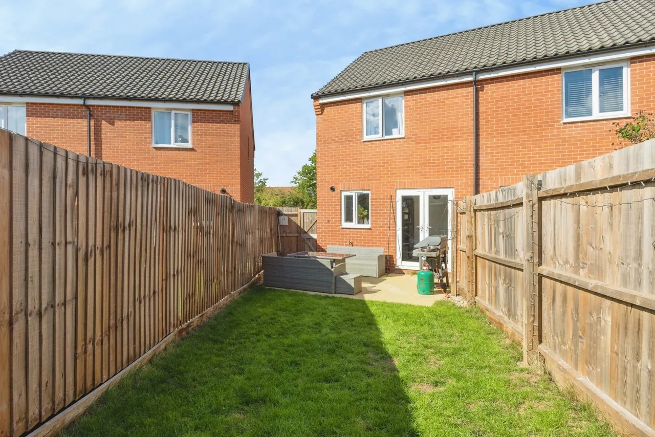 Huxley Mead, Wymondham, NR18, photo 11