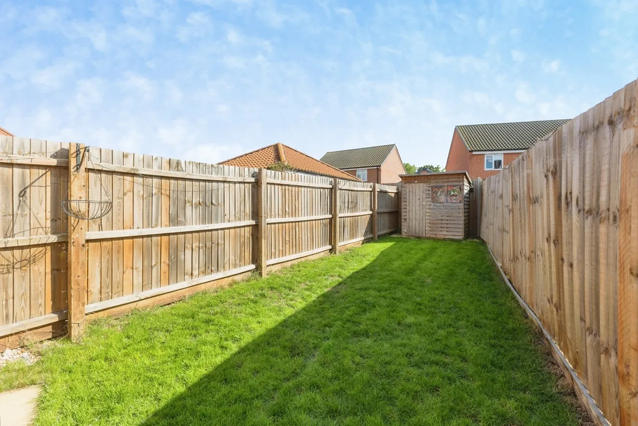 Huxley Mead, Wymondham, NR18, photo 5
