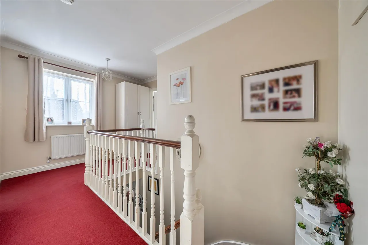 Millennium Close, Devizes, SN10, photo 17
