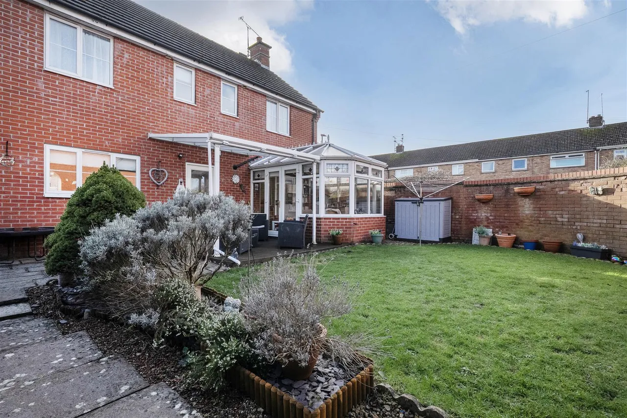 Millennium Close, Devizes, SN10, photo 8
