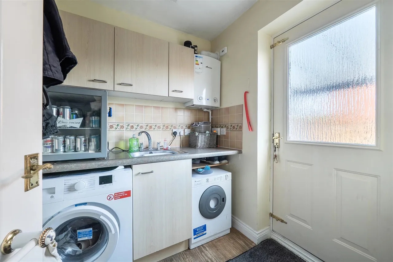 Millennium Close, Devizes, SN10, photo 7