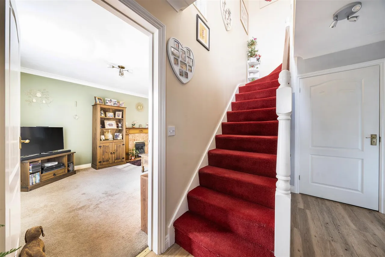 Millennium Close, Devizes, SN10, photo 9