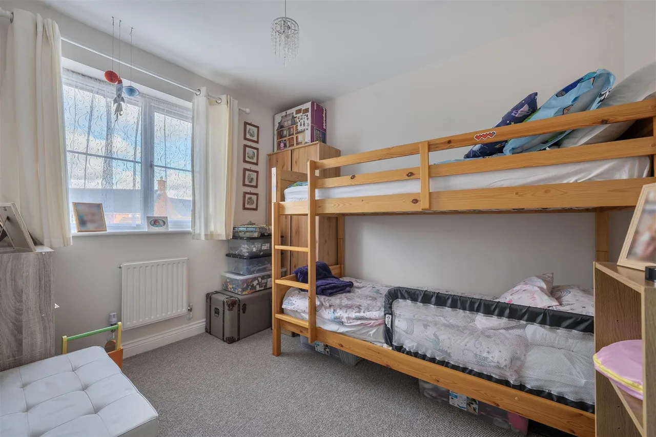 Millennium Close, Devizes, SN10, photo 14