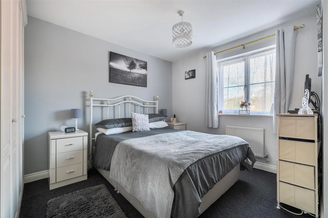 Millennium Close, Devizes, SN10, photo 10