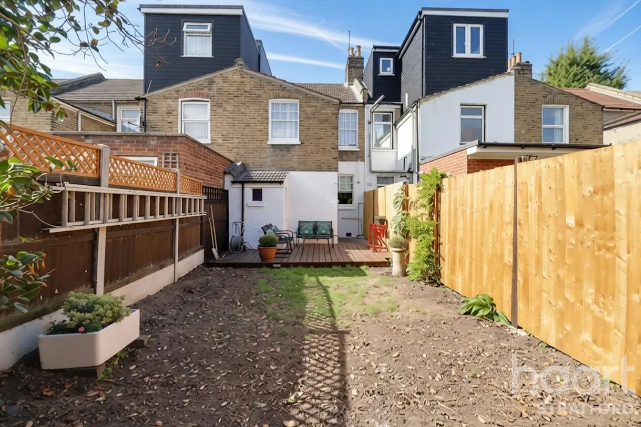 Harcourt Road, London, E15, photo 20