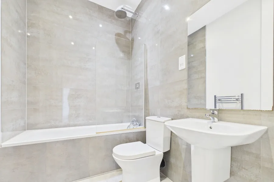 Bradley Court, Camberley, GU15, photo 9
