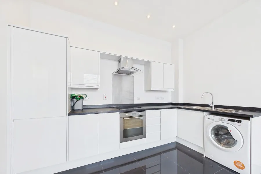 Bradley Court, Camberley, GU15, photo 3