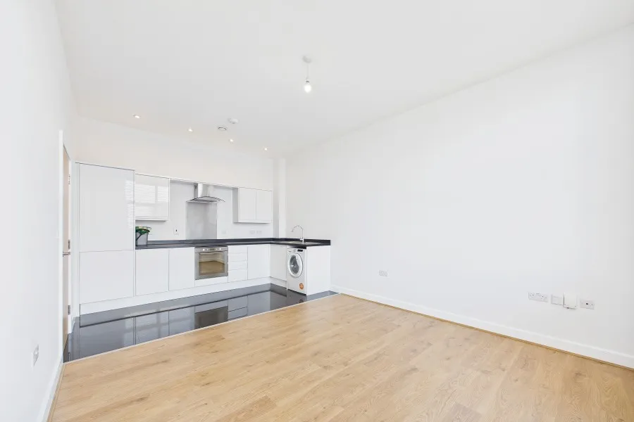 Bradley Court, Camberley, GU15, photo 2