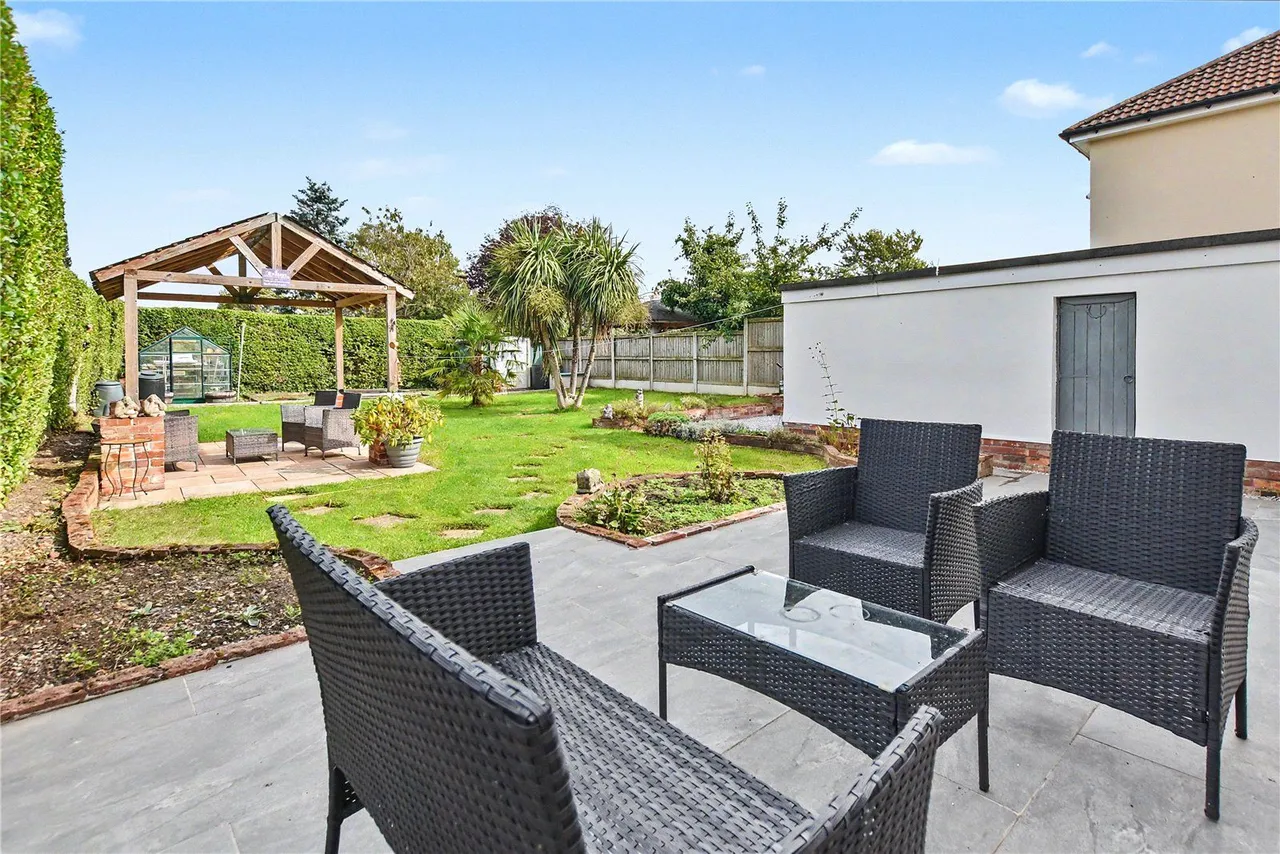 Station Road, Scholes, LS15, photo 21