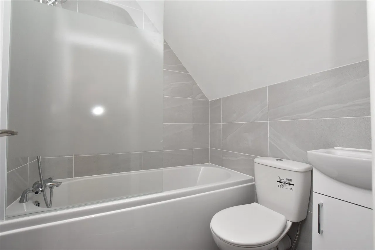 Station Road, Scholes, LS15, photo 10