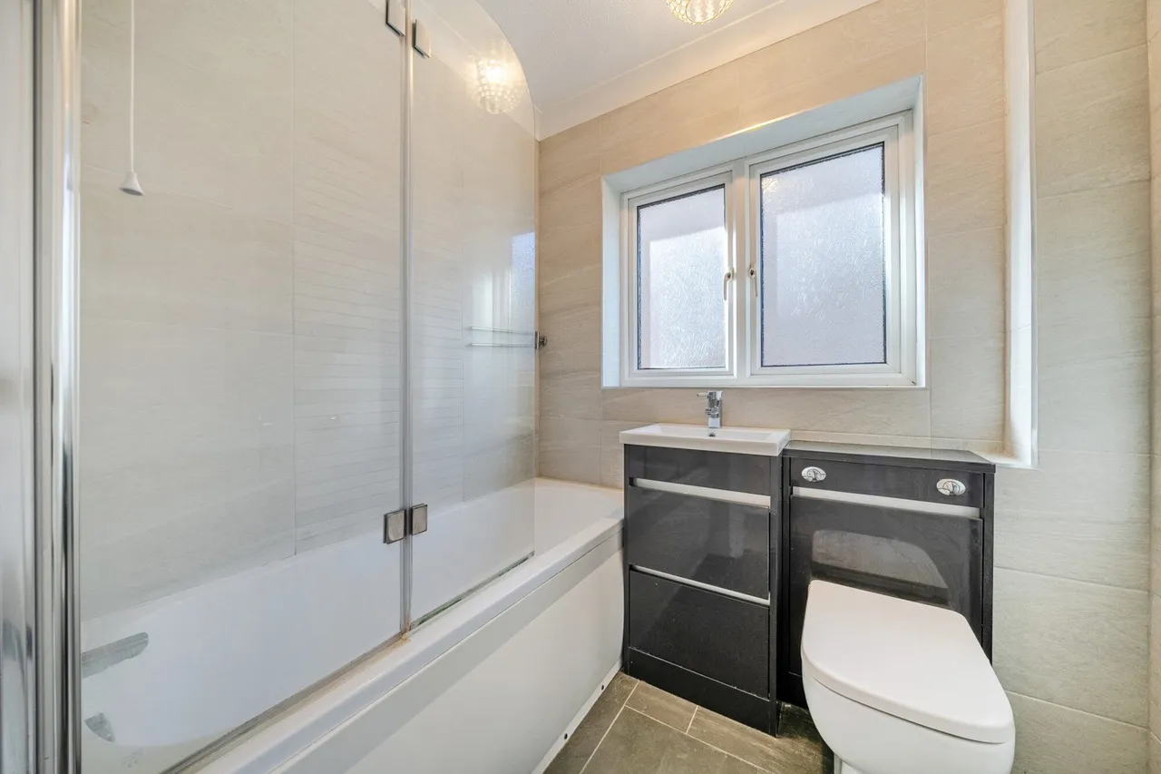 Churchfield Road, DA16, photo 5
