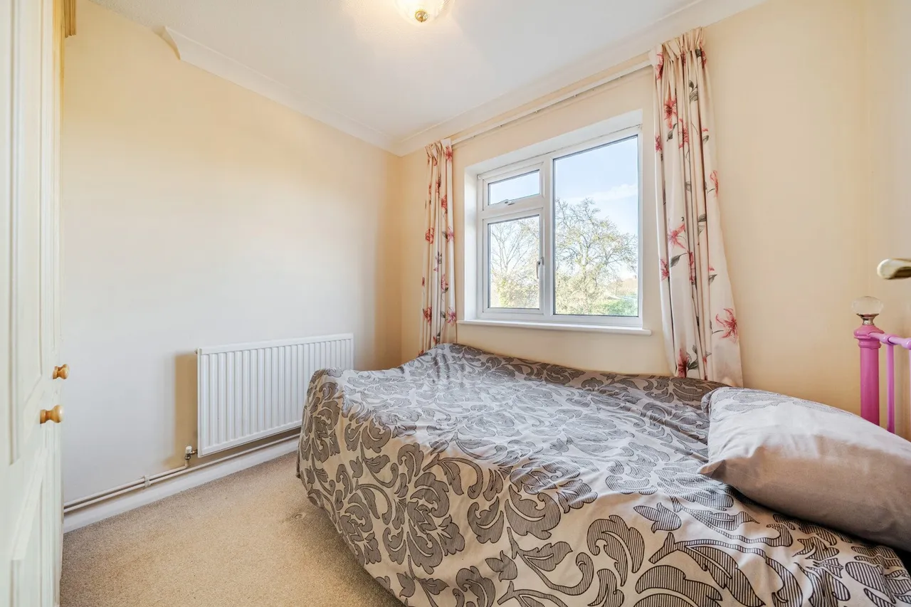 Churchfield Road, DA16, photo 6