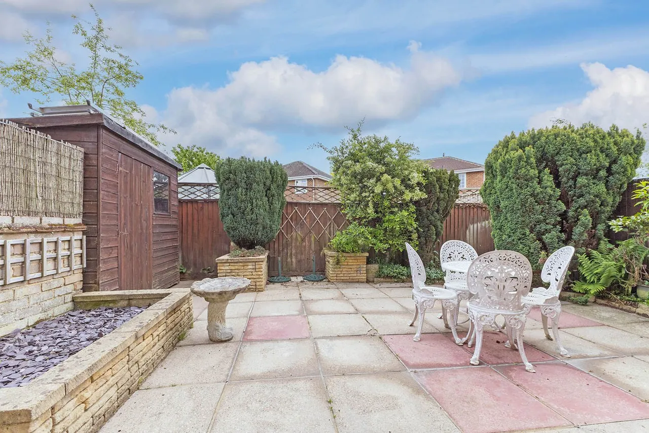 Balmoral, Cranbrook Drive, Maidenhead, Berkshire, photo 2