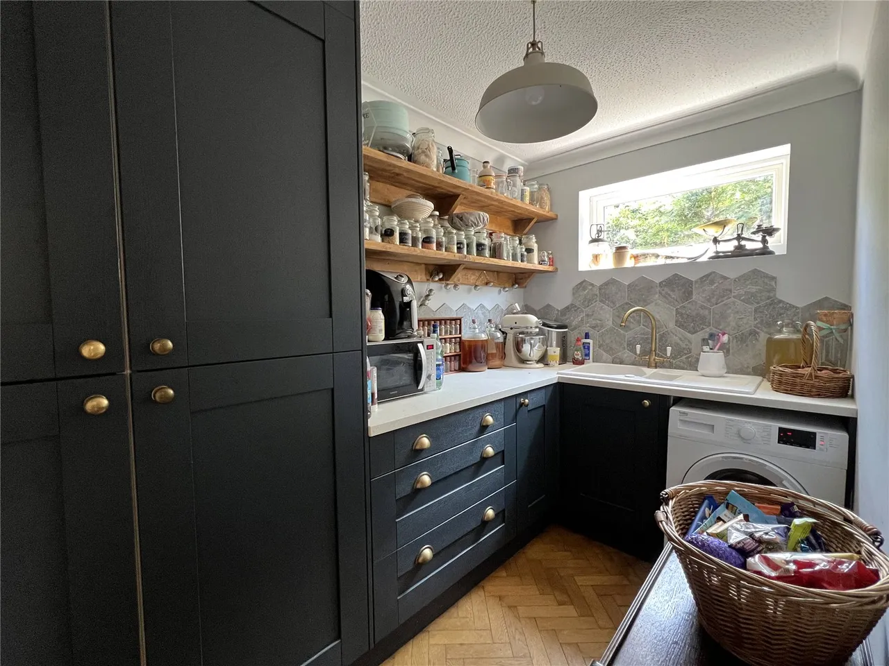 Brook Hill, Norley Wood, Lymington, Hampshire, SO41 5RQ, photo 8