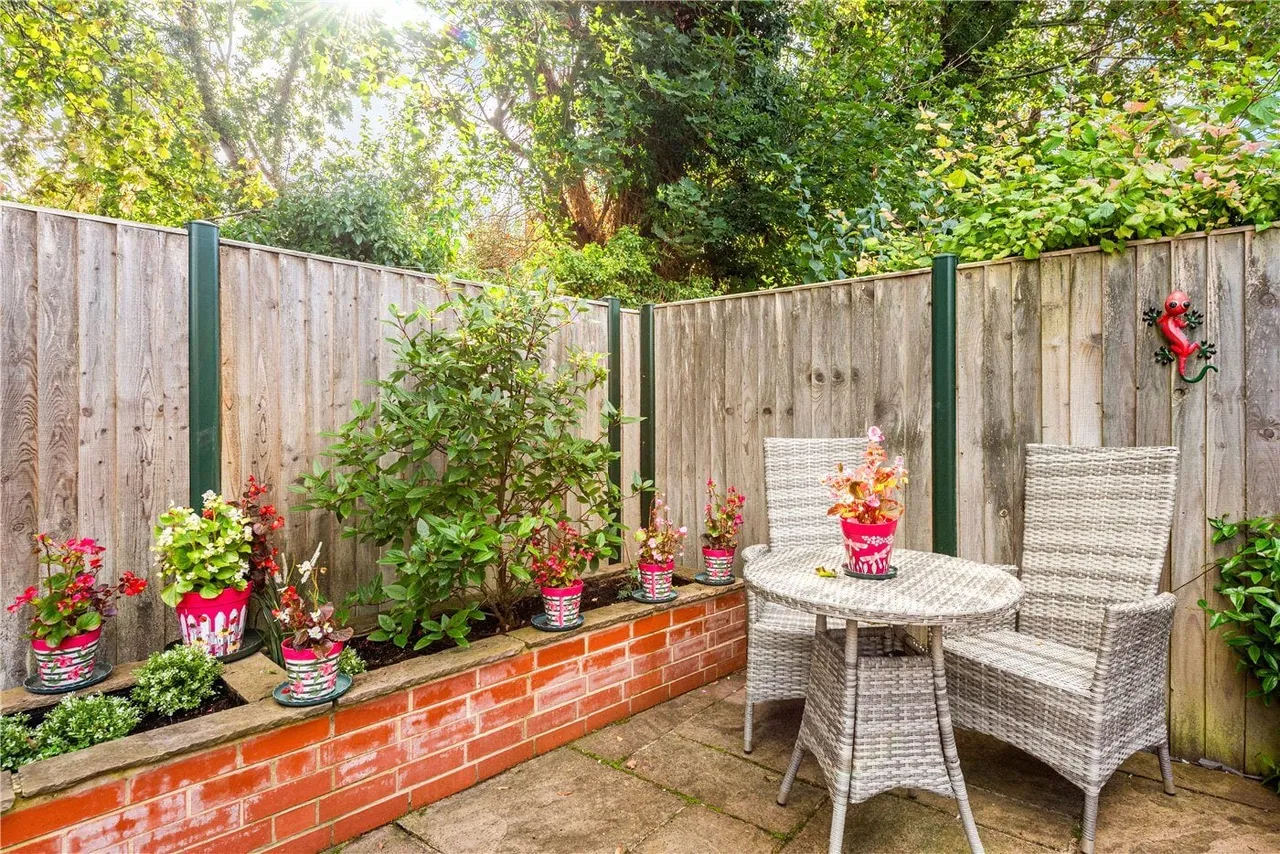 Eling Close, Winchester, SO22, photo 14