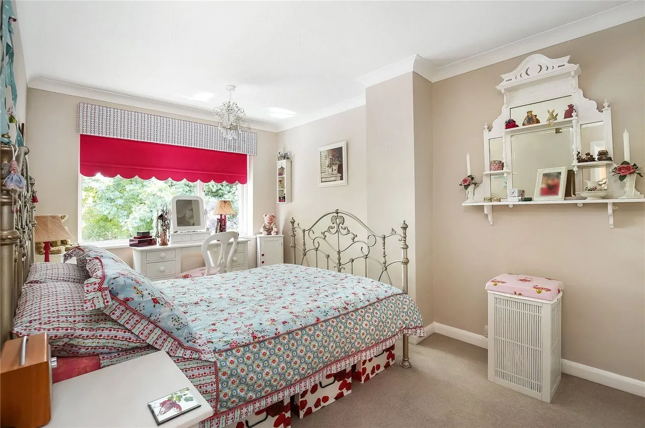 Eling Close, Winchester, SO22, photo 10