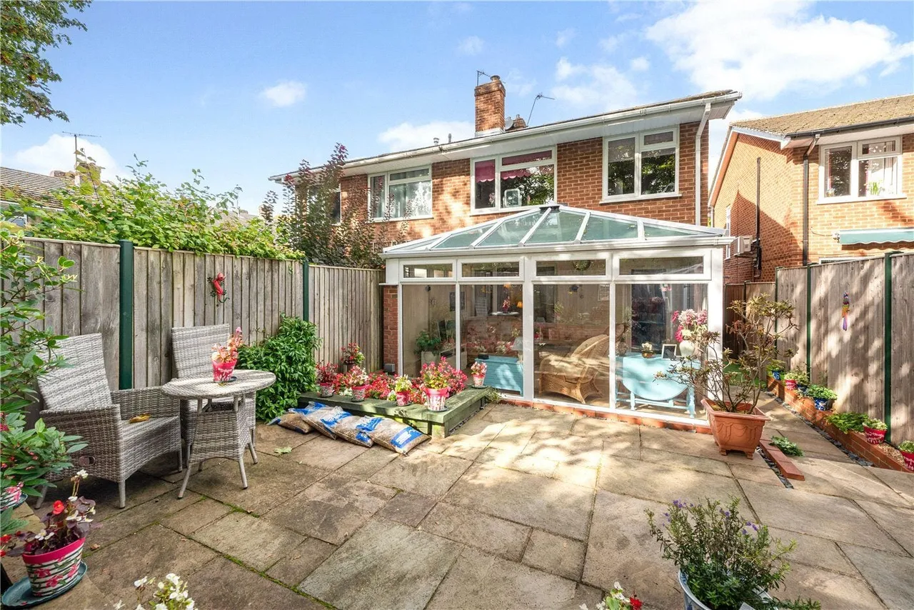 Eling Close, Winchester, SO22, photo 12