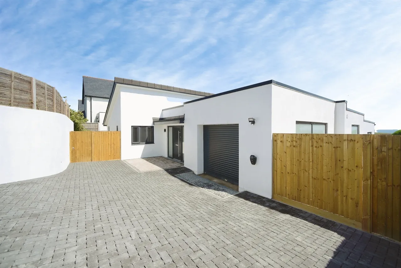 Crescent Drive South, Brighton, photo 11
