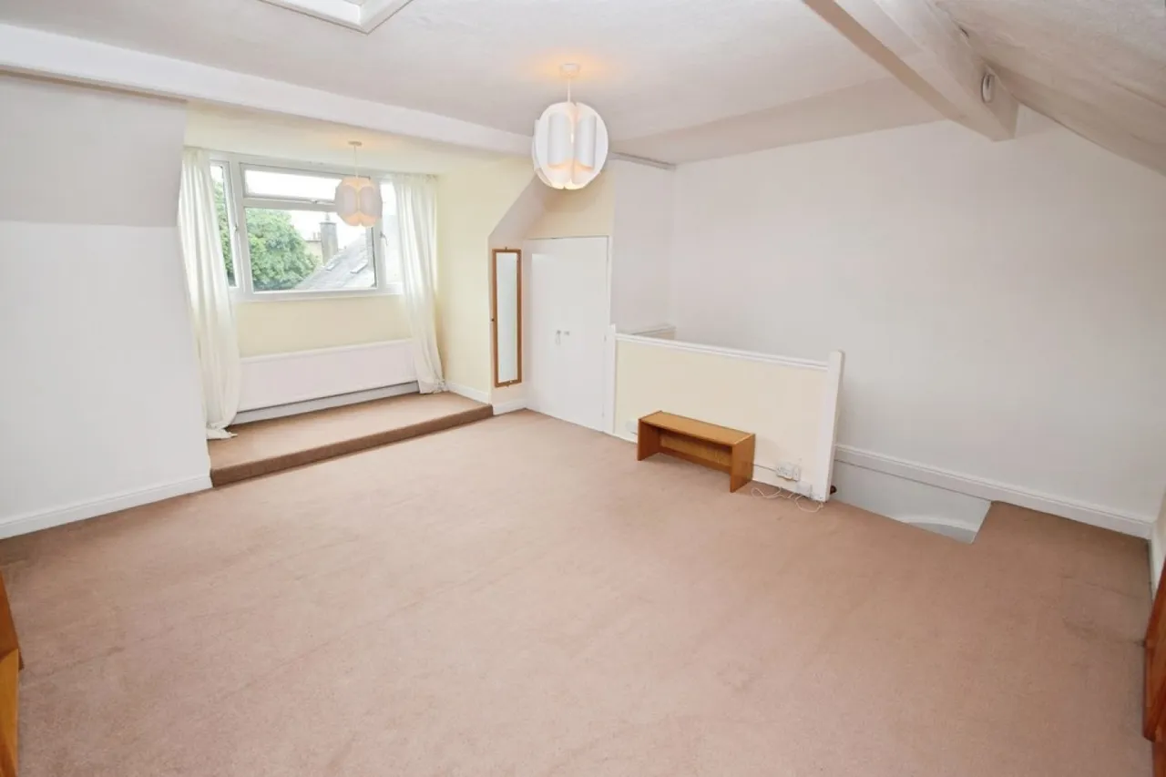 Utley, Keighley, West Yorkshire, photo 10