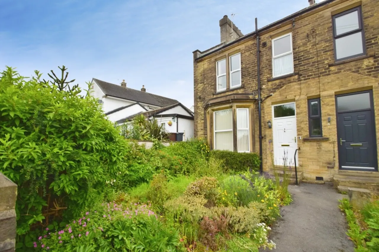 3 bed house for sale — Utley, Keighley, West Yorkshire